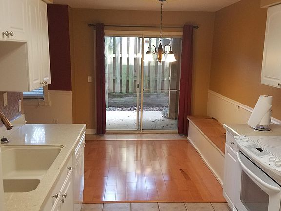 5th image of 1800 Park Ave APT 357