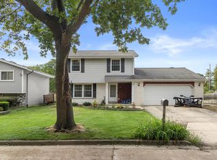7053 N 45th STREET, Milwaukee, WI 53223