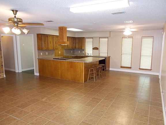 Kitchen - open concept