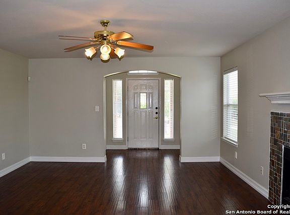 5th image of 1802 Marbach Woods
