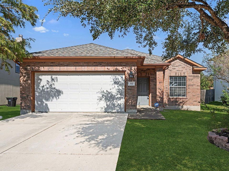 1st image of 202 Flinn St