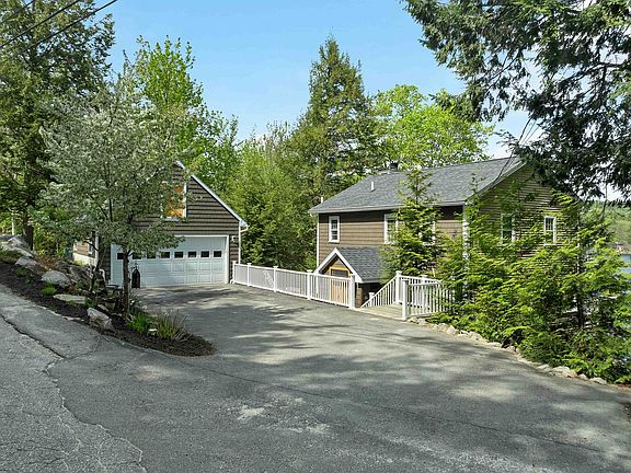 3rd image of 163 North Shore Road