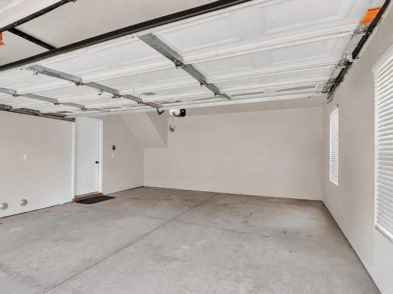 379 Cherry Orchard Rd — Photo 42
