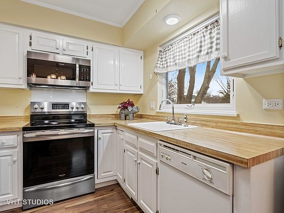 5th image of 7109 Nassau Ct #7109