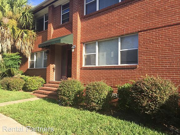 3rd image of 3005 Walton St APT 1
