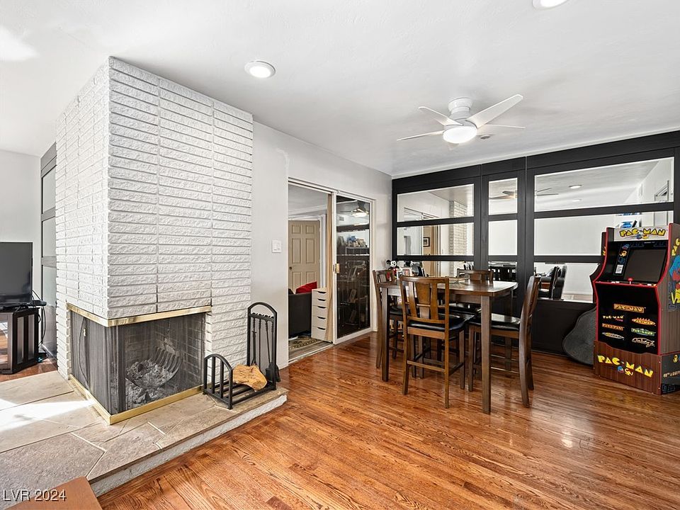 1st image of 556 Canosa Ave