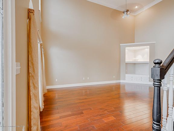 5th image of 4489 Westminister Cir