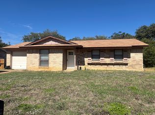 612 Glenn Dr, Euless, TX 76039