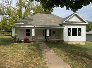 614 E Church Ave, Berryville, AR 72616