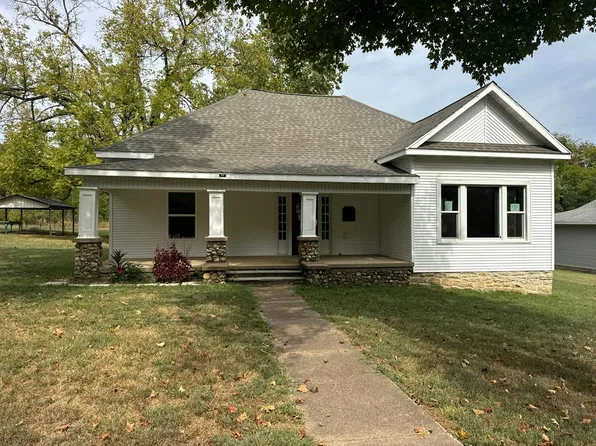 614 E Church Ave, Berryville, AR 72616
