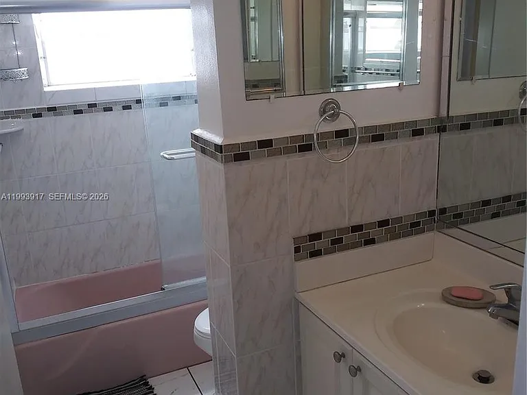 141 NE 10th Ave #29B — Photo 14