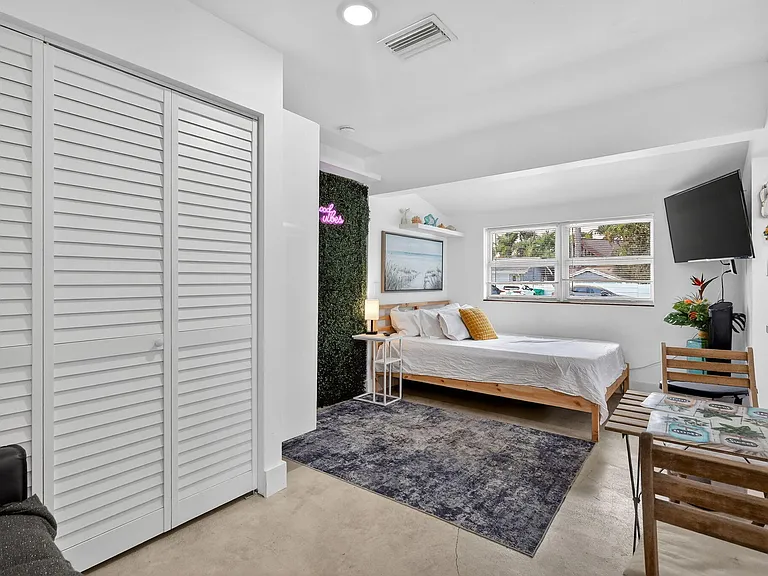 4540 SW 28th Ter — Photo 26