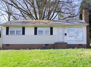 2212 Bertie St, Greensboro, NC 27403
