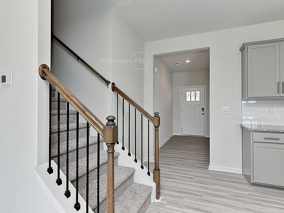 4th image of 3528 Hackberry Dr