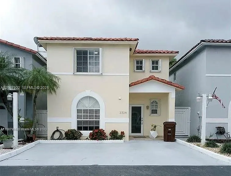 7211 W 24th Ave — Photo 1