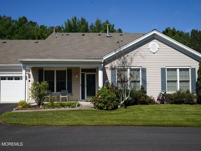 55 Golden Willows Avenue, Lakewood, NJ, 08701