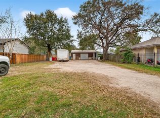 5931 Southmund St, Houston, TX 77033