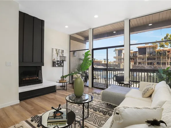 7130 Marina Pacifica Dr N #11, Long Beach, CA 90803
