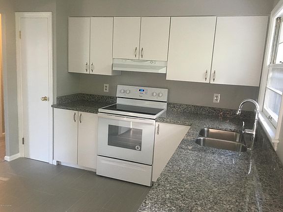5th image of 4208 Buxton Dr