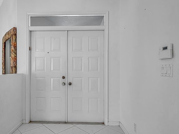 4th image of 9758 Harbour Lake Circle
