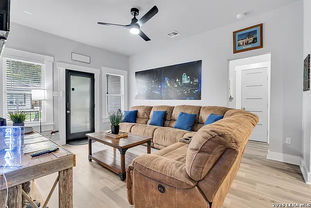 704 Cuney Way — Photo 32