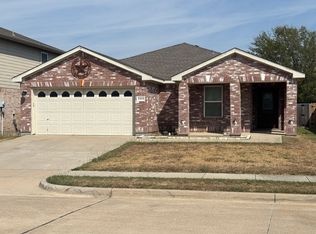 3405 Desert Mesa Rd, Roanoke, TX 76262