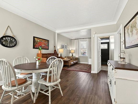 5th image of 13 Richmond St