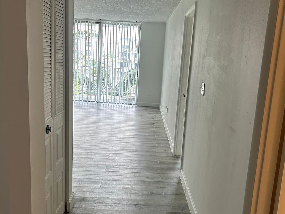 1st image of 496 NW 165th St #1-514-1