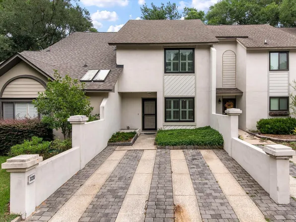 321 Lapwing Ln, Mount Pleasant, SC 29464