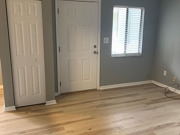 3rd image of 629 Delaney Ave APT 20