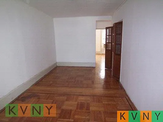 Rented by KVNY Soho | media 32
