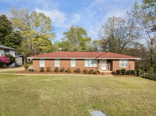 1201 Denson Dr, Opelika, AL 36801