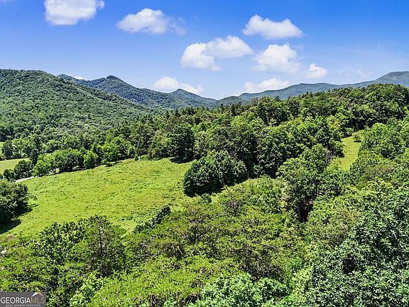 3rd image of 1624 Bettys Creek Rd