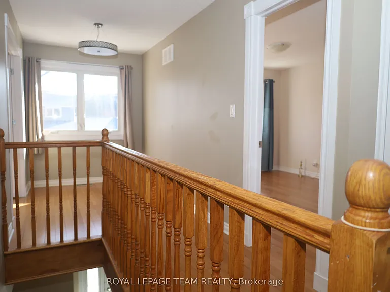 2194 Niagara Dr S — Photo 14