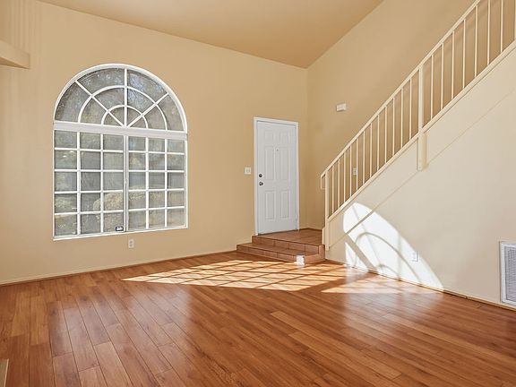 5th image of 2600 Autumn Blaze Ave #1