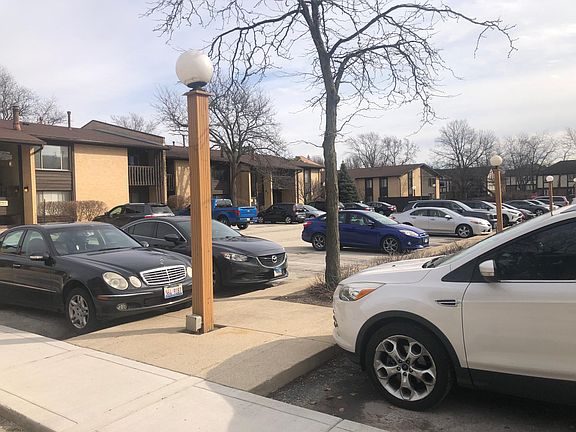 3rd image of 6183 Pinewood Ct #1033