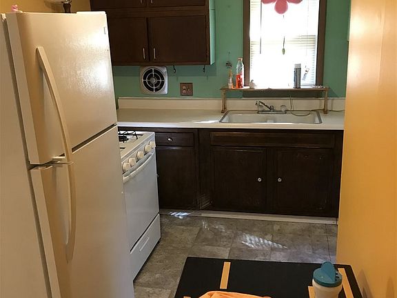 3rd image of 3107B N Central Ave