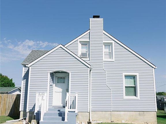 2nd image of 305 E Jefferson Ave