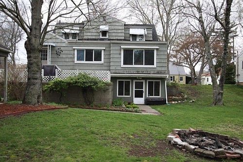 3rd image of 2228 Bourdon St