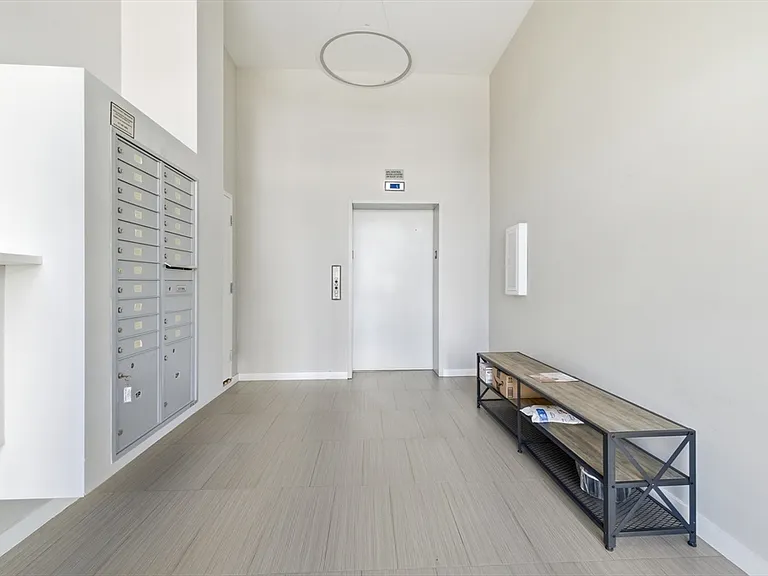 16 Boardman St #202 — Photo 14