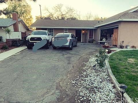 1st image of 1509 N Mariposa Ave