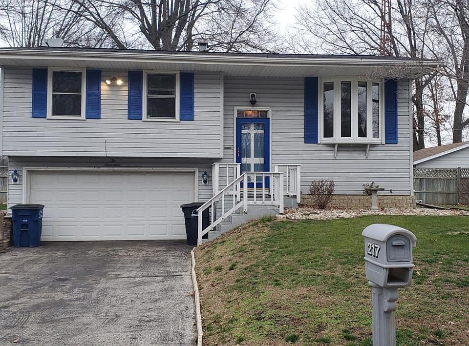 1st image of 217 Southwood Dr
