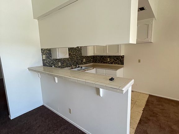 5th image of 7238 Palo Alto Ave