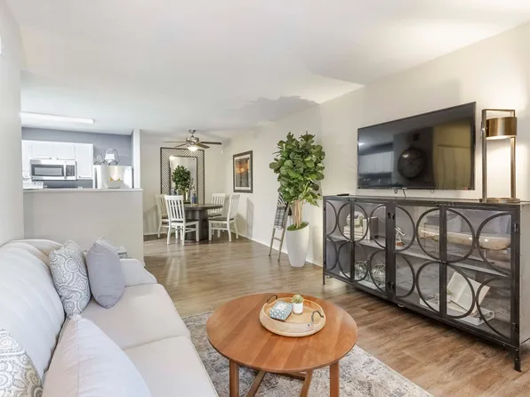 Destinations Pueblo 55+ Apartment Homes