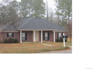 127 Cloverhill Dr, Greenville, AL 36037