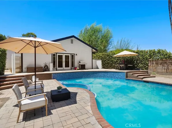 19242 Barrett Ln, Santa Ana, CA 92705