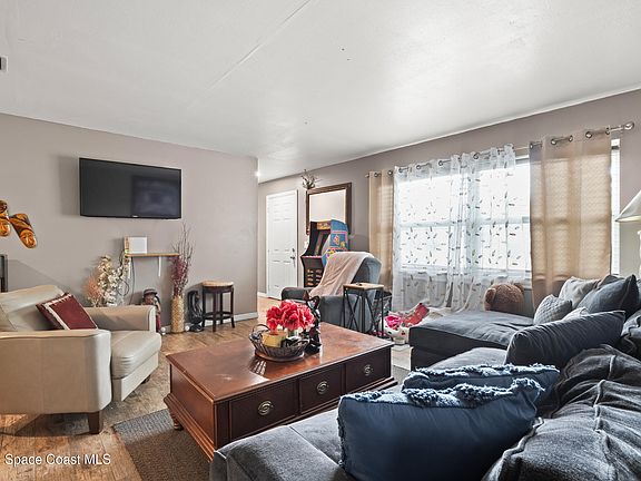 4th image of 2715 Bruce D Buggs St