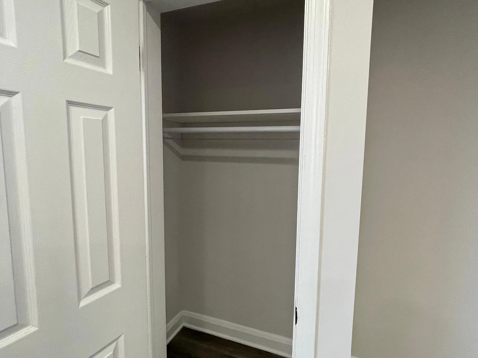 4723 Homesdale Ave — Photo 3