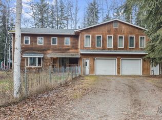 2630 Scotch Pine Dr, North Pole, AK 99705