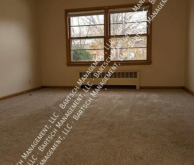 3240 S 49th St #8 — Photo 3